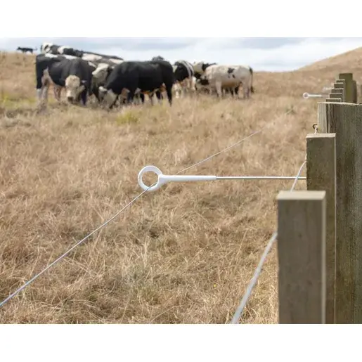 515Wx515H-webp-RingTop-Offset-Cattle-fence-4811.webp