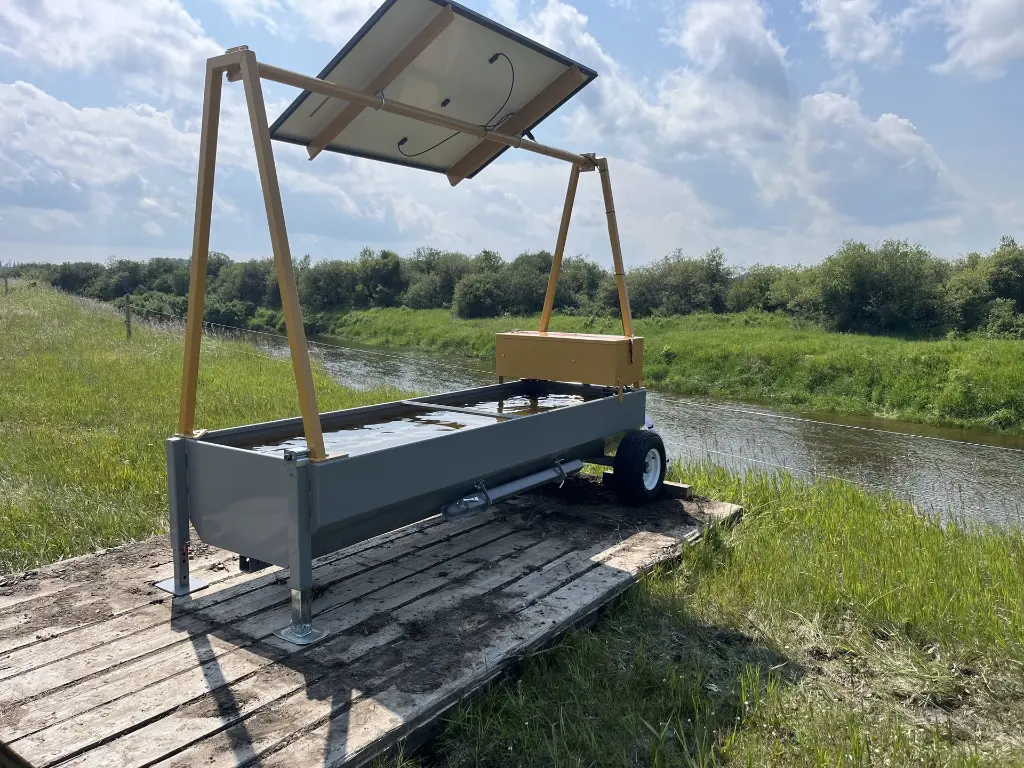 Solar Water Buggy pasture.webp