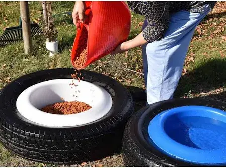 Tuff Stuff tire feeder 2.webp