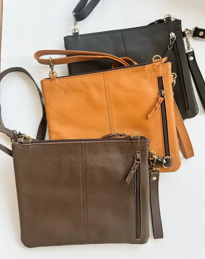 Luxe Crossbody Leather Cowhide Wristlet 5.webp