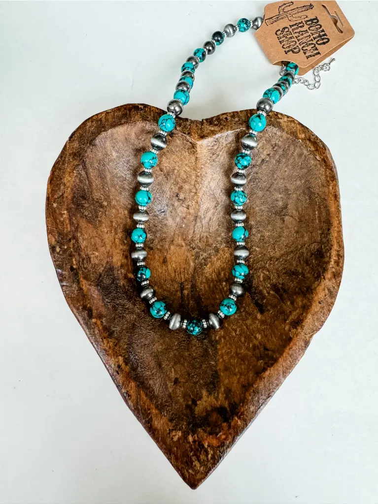 Western Navajo Style Pearl and Bead 18” Necklace 2.webp