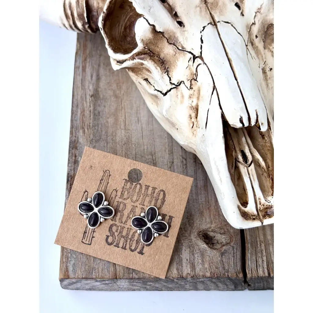 Western Stone Clover Stud Earrings 4.webp