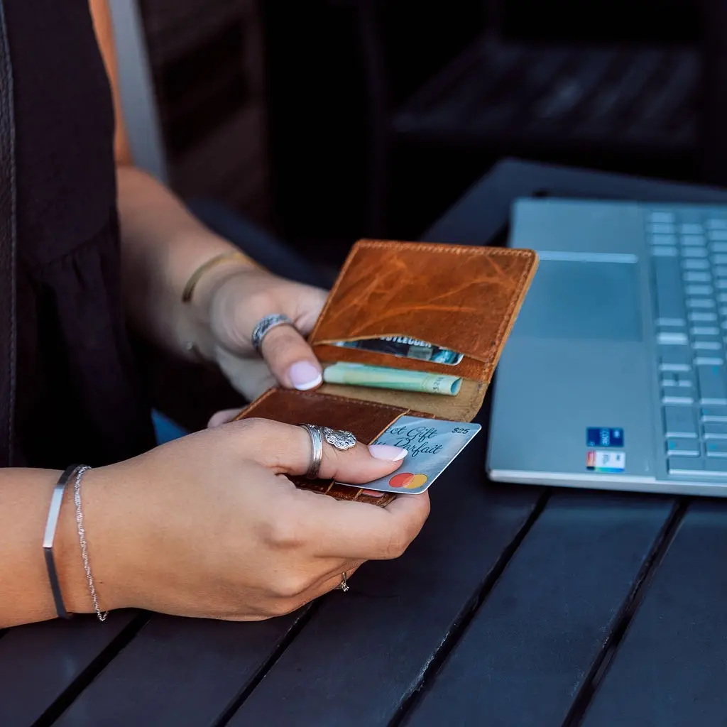 Fitzsimmons Leather Wallet 4.webp