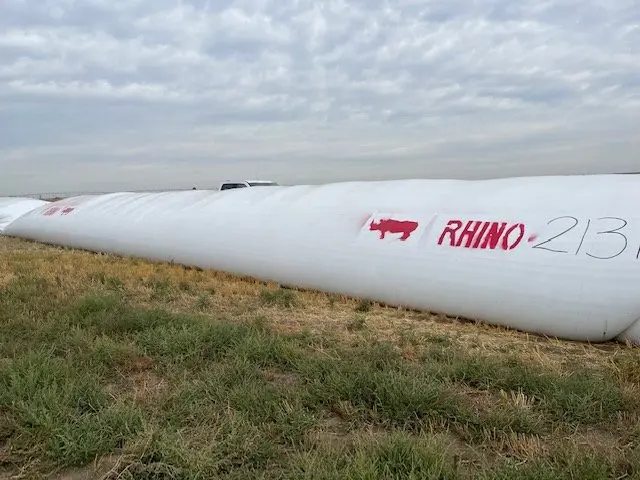 Rhino Wrap Silage/Grain Bag 10' diameter, 300' length 239mil  