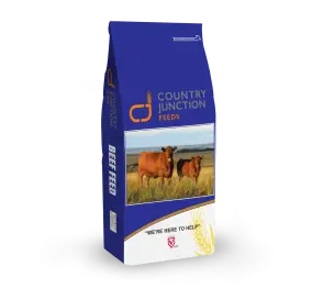 Country Junction - 24% Beef Cube 3/8"