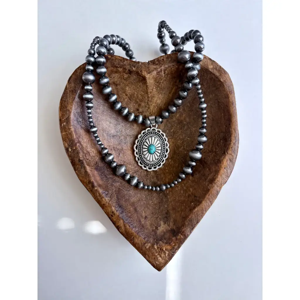 [12062310J-BH] BOHO RANCH - 2 Layer Navajo Pearl Bead Stone Concho Pendant Necklace