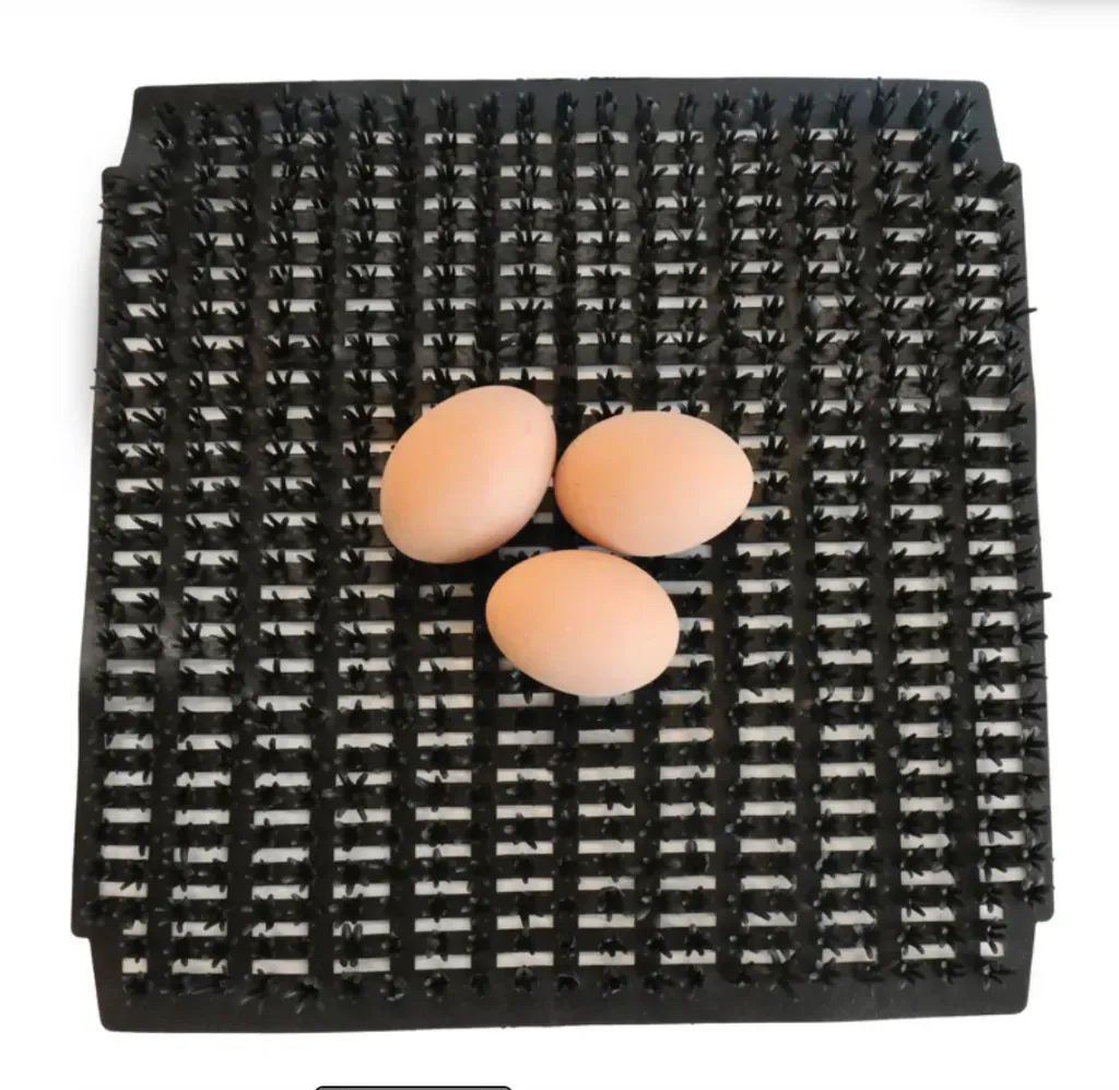 [KVS 115-1895] Miller (Little Giant) - Reusable Poultry Nesting Pads 6pk