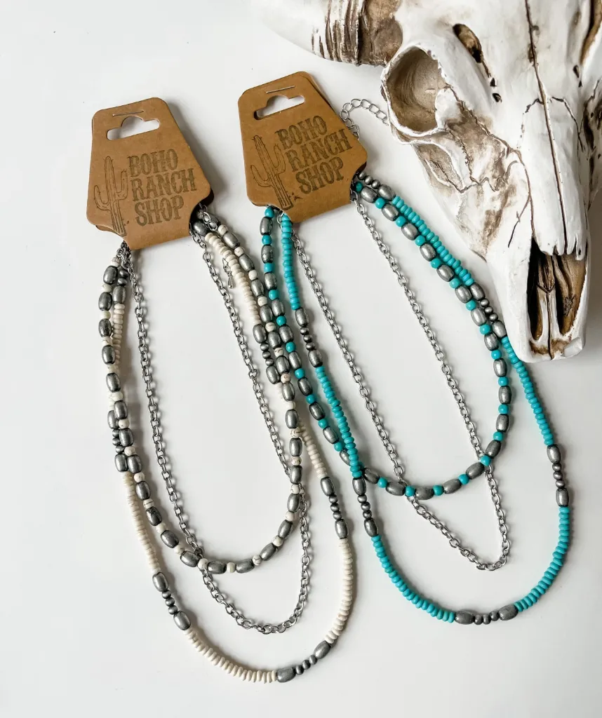 BOHO RANCH - Western Semi Stone Layered Navajo Bead Neckace (White)