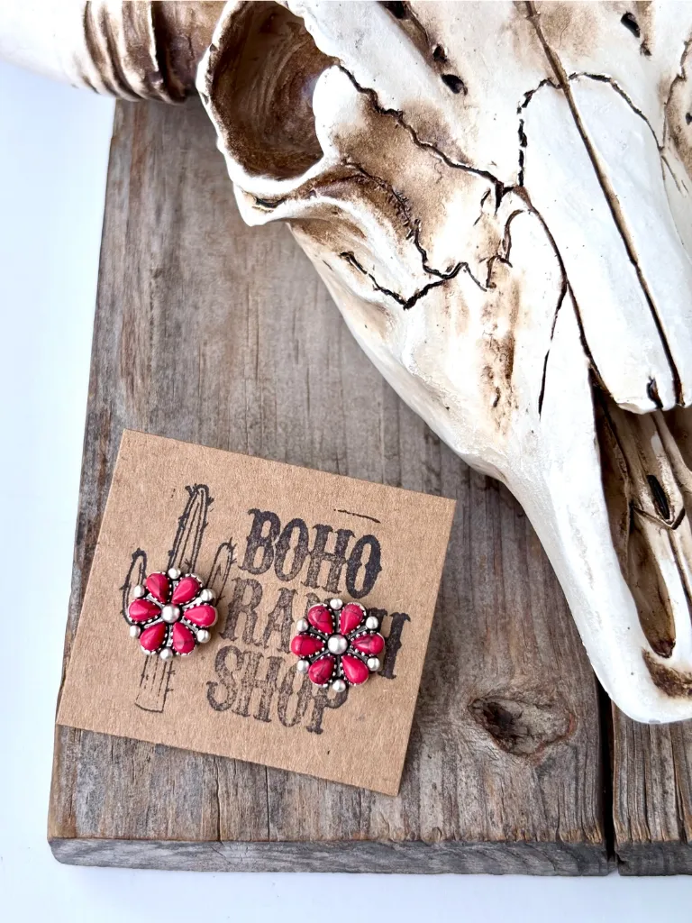 BOHO RANCH - Western Stone Flower Stud Earrings